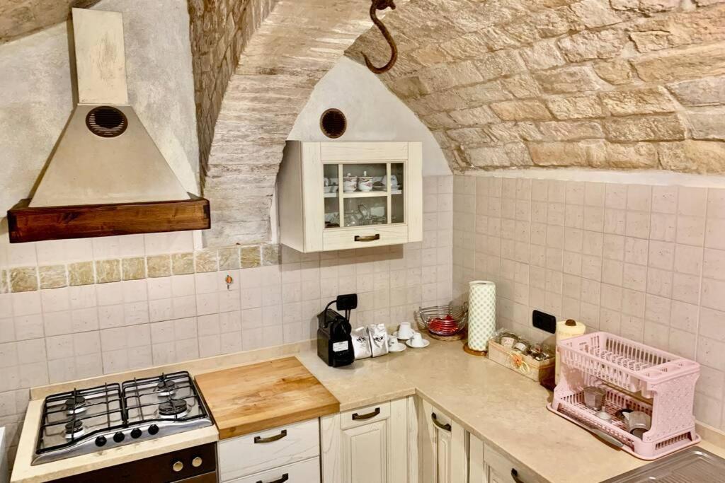 Monterubbiano La Grotta - Casa Con Grotta Sotterranea 아파트 외부 사진